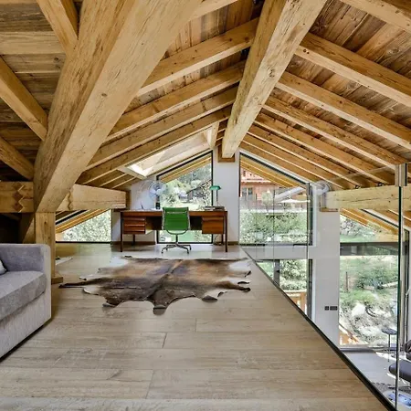 Chalet Luxury Retreat In A Quiet Area - What'app - 0034-635-520-036 - For Reservations!